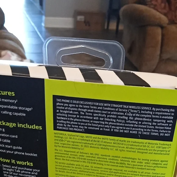 Motorola Moto G 5G - Black and Green - Picture 3 of 4